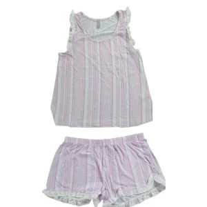Pijama rosa con rayas blancas